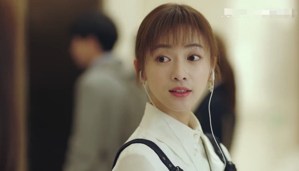 殷桃演技吊打吴谨言，拖她后腿的还不止一项，