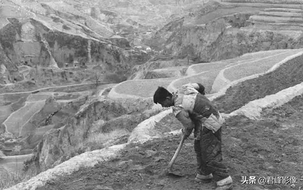 Mark Lueb, the master documentary photographer: 50 years of 