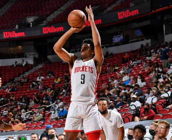The overall rating of the Rockets' four rookies - iNEWS