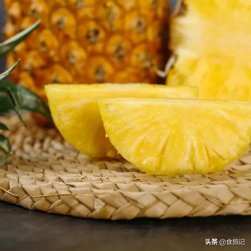 不用菠萝刀，不用挖果眼，吃金钻凤梨，也可以吃西瓜一样简单