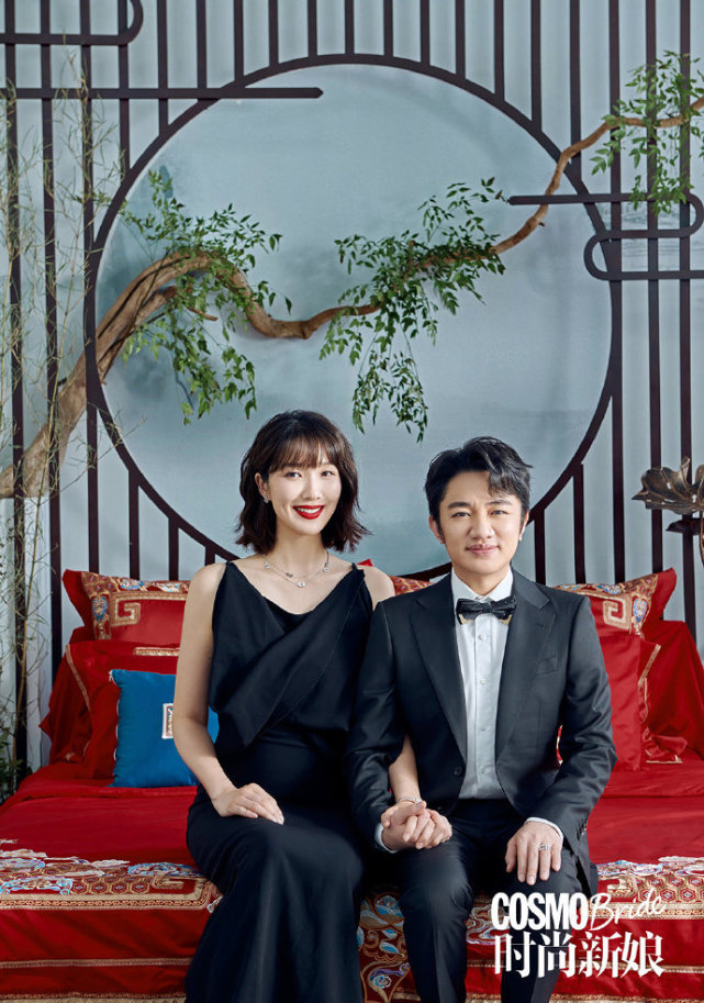 王祖藍攜孕妻拍恩愛大片，李亞男臨近產期肚大如籮，四肢纖細如初