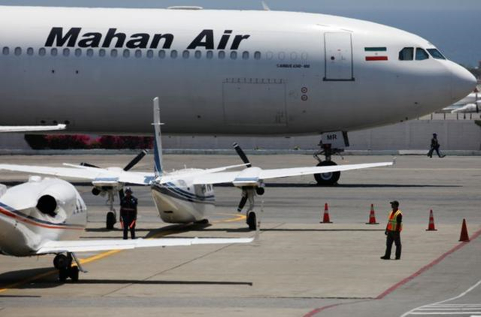 白宫警告成空气，12架军机点火美后院，马杜罗盟