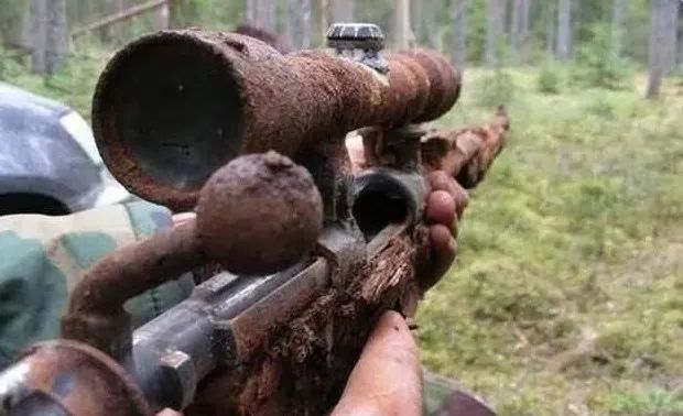 ս���ж����