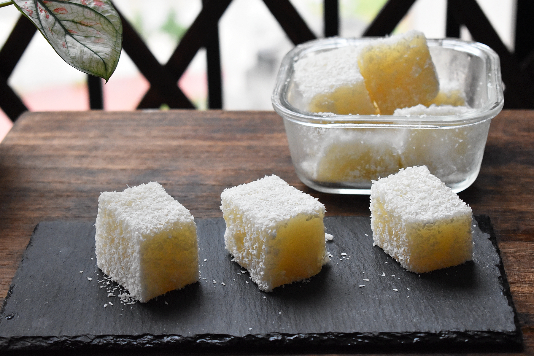 一把冰糖一个雪梨，简单几步做好这糕点，清甜软糯，滋润防秋燥