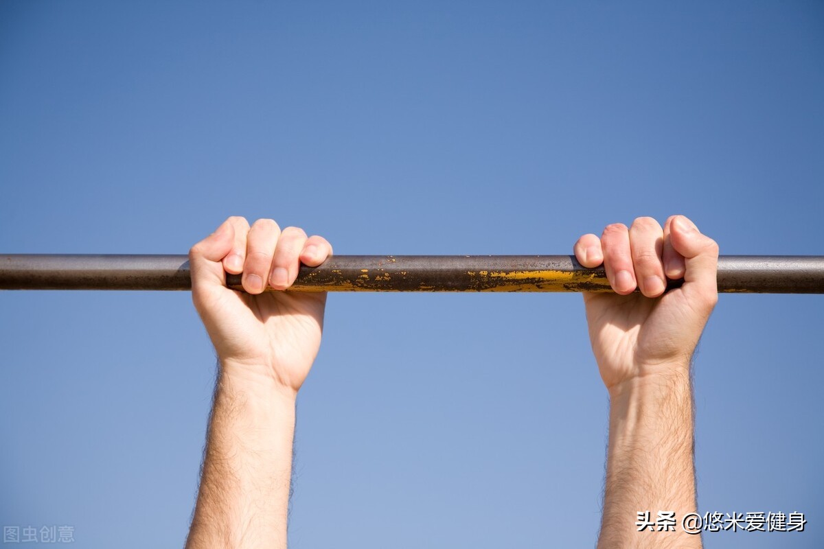 Hanging on the horizontal bar for 2 minutes is a master level. Keep ...