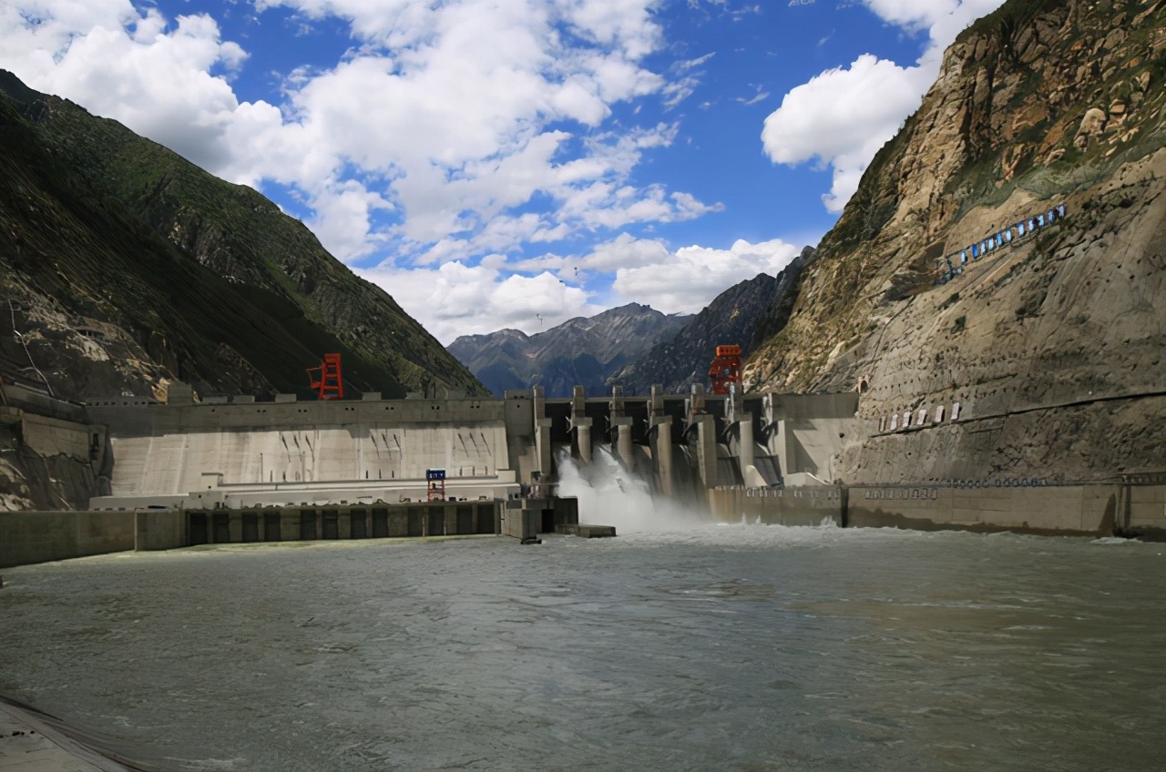 印度反对无效！雅鲁藏布江水电站已敲定，相当于3个三峡大坝