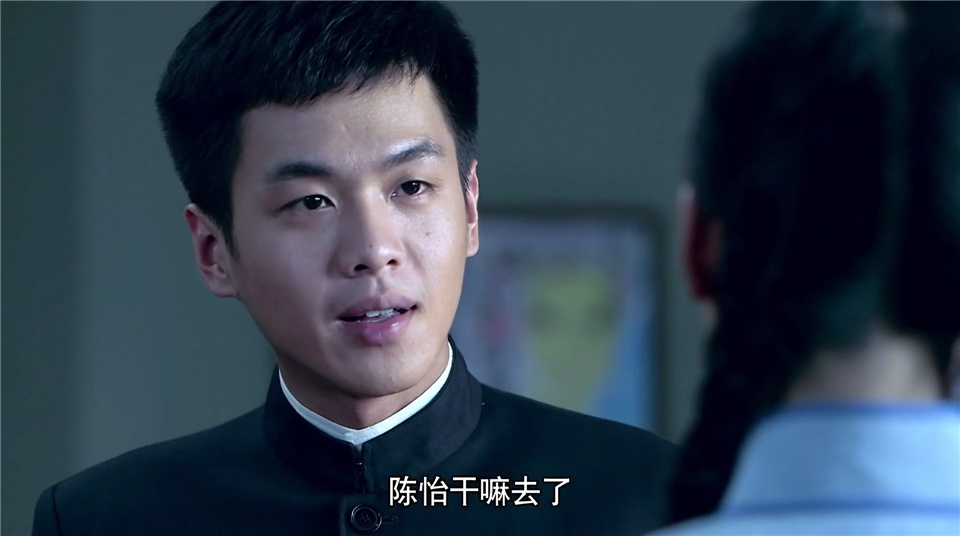 张若昀与父亲张健，一个解绑后越来越红，一个