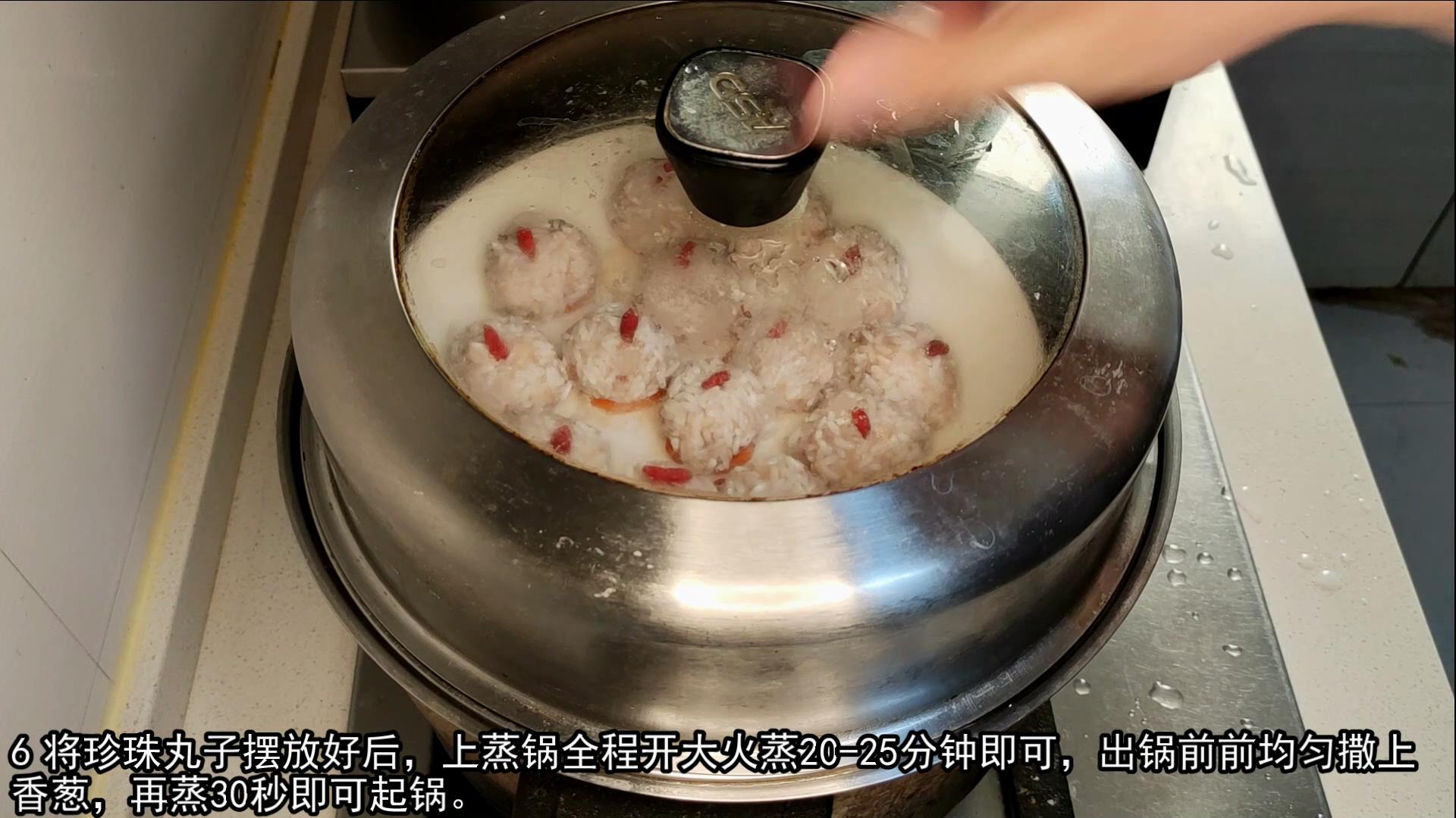 The means of pearl meatball tradition that 90 years old of grandmother became 70 years feeds capable person simple and delicious preserve one's health