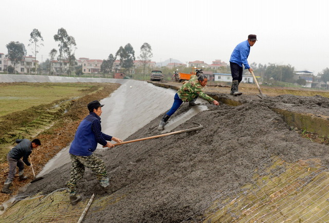 娃哈哈宗庆后：42岁创业，3次问鼎首富，76岁却二次创业，为啥？