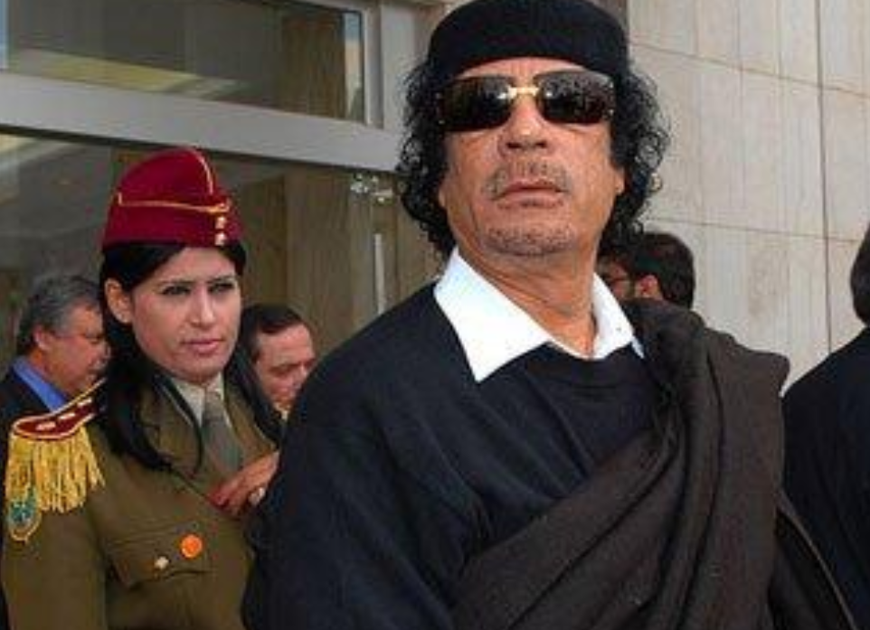 1970年，卡扎菲派人到中国购买原子弹，毛主席怒斥：卡扎菲太狂妄