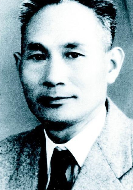 1934年，一乞丐堅持見周恩來，說有絕密情報，數天後紅軍長征