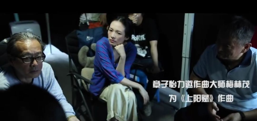 心疼49岁于和伟，与67岁赵雅芝演夫妻，哄着41岁