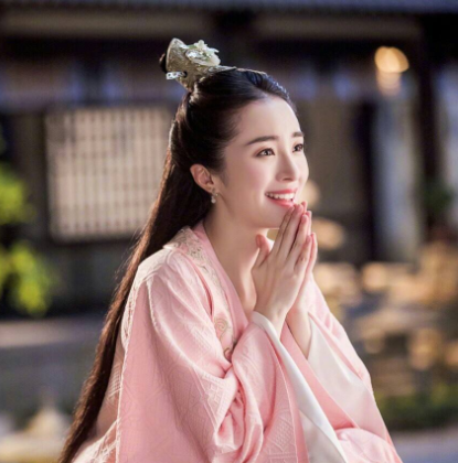 又抢女星男友？清纯玉女胡冰卿接连“翻车”，