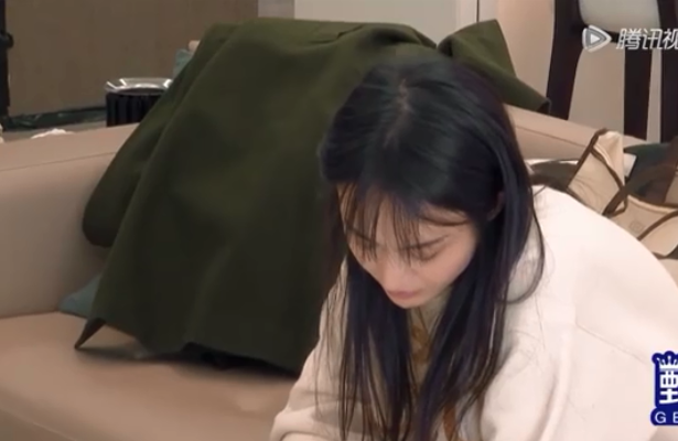 郑爽被经纪人拉黑，最后留下简单“7个字”，不