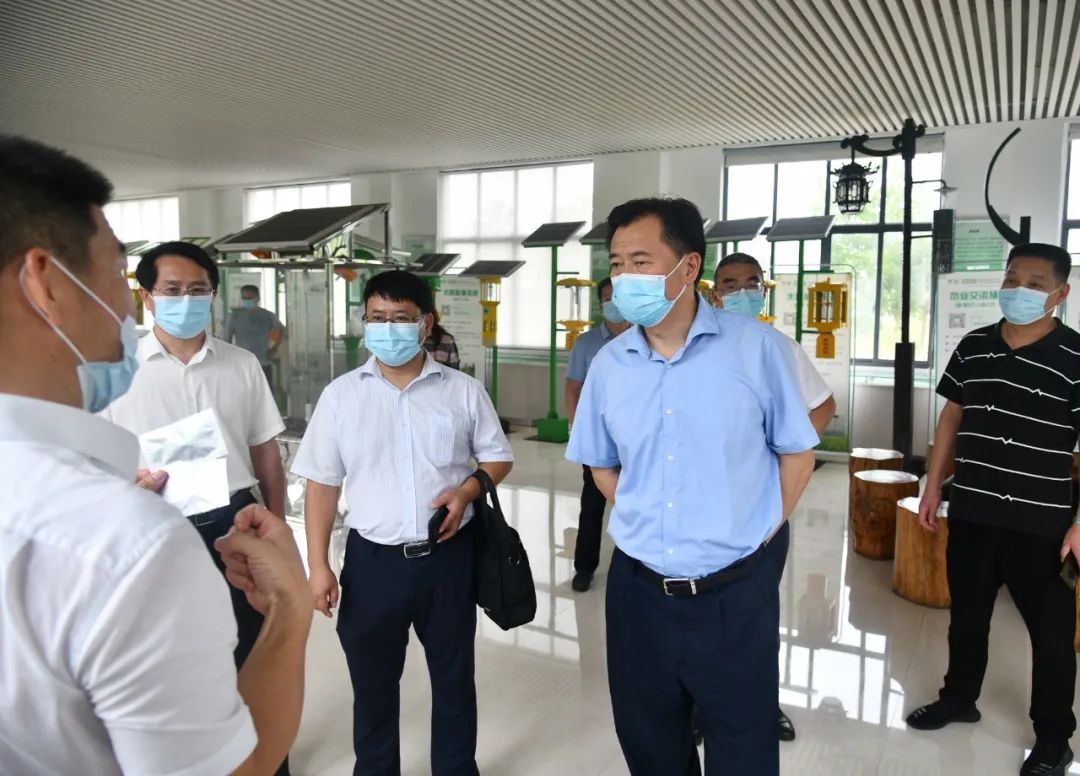 石希欣在怀化高新区走访调研挂点联系企业时指出 精准精细援企稳企恵企 增强企业内生动力竞争能力发展活力