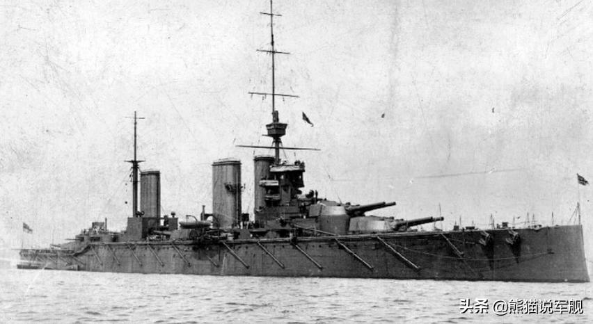 8 13-inch thick water pipes, the Royal Navy's thin-skinned heavy ...