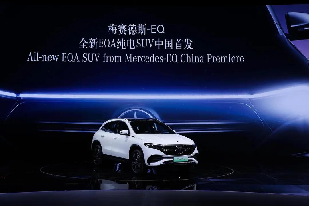 奔驰EQS续航里程超过燃油版车型？大佬们的新选择