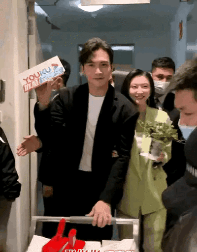 Does CP come true? Fast this the eyes cannot fool a person! Jing Tian Zhang Binbin " Si Teng " hind beg 2 build