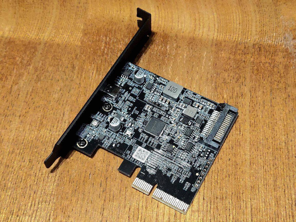 Orico USB3.2 NVMe硬盘盒套装20G雷速评测