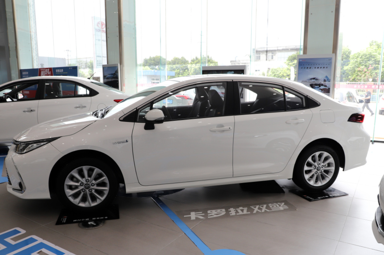 新卡罗拉来了，怎么变三缸了，能火么