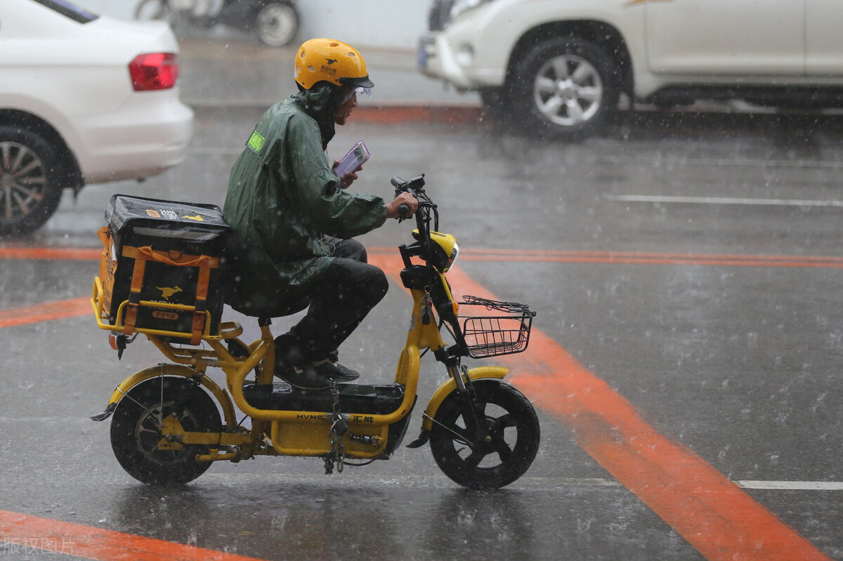 跑外卖的电动车怎么选除了电池大小还要看这几个地方