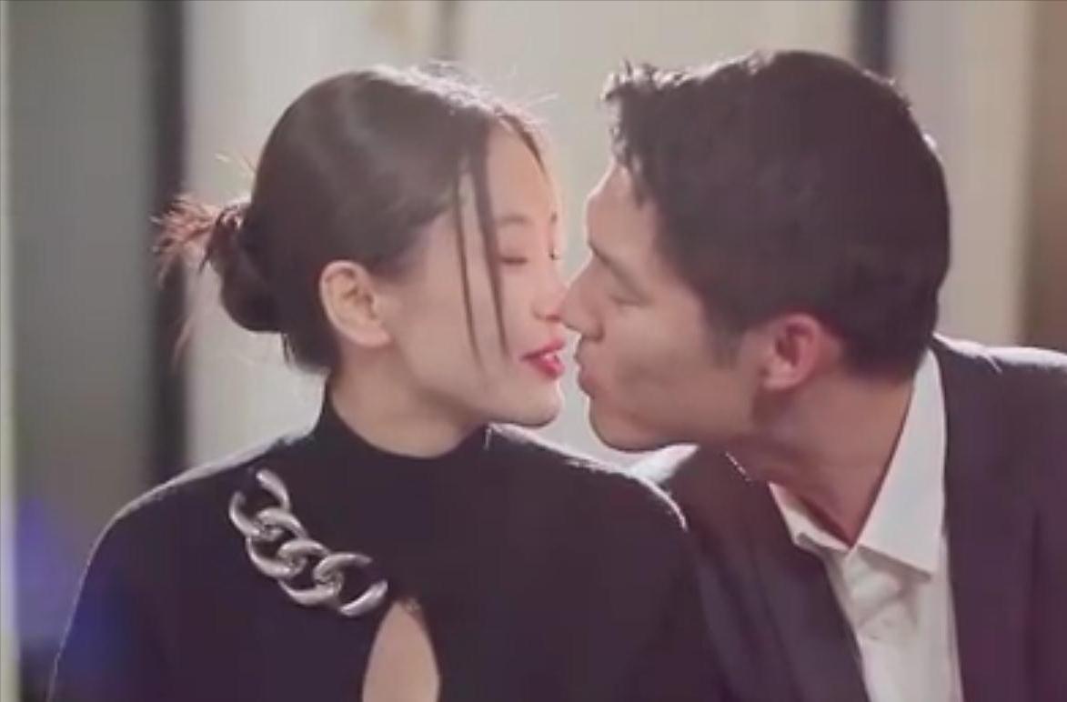 It turns out that Fang Lei also had a problem. Fortunately, Wang Lin ...