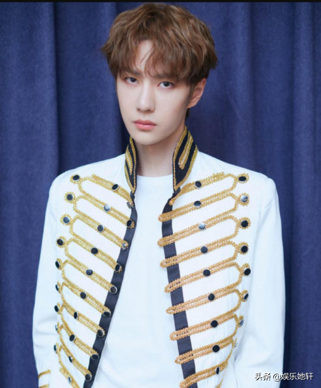 《有翡》才杀青，王一博就自爆还有两个戏！看