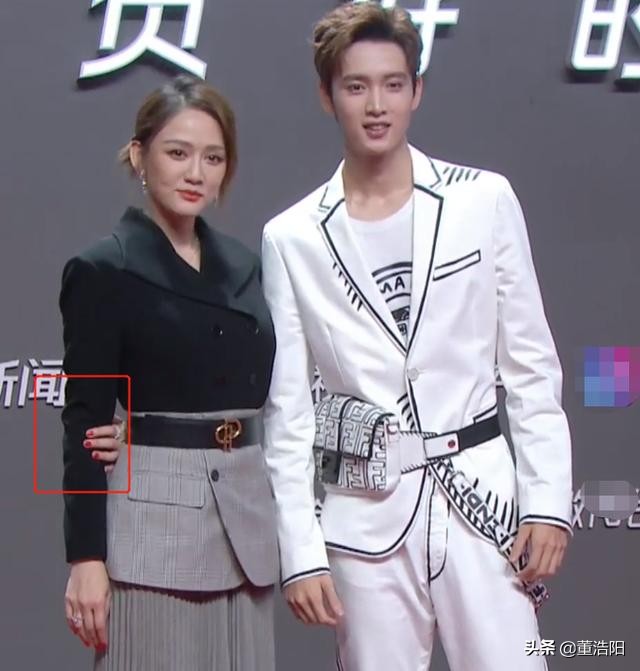 星光红毯众星造型：乔欣透视装抢镜，热巴大秀