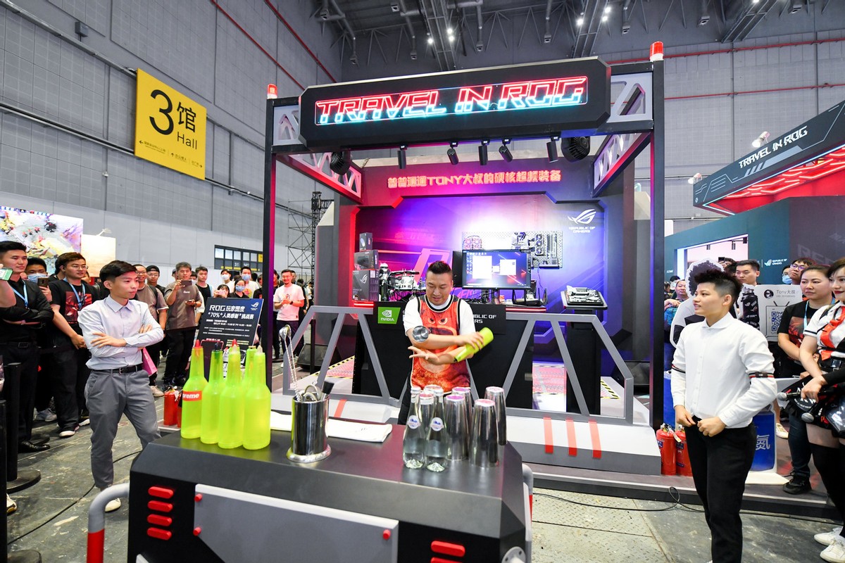 液氮超频+CF对抗赛 华硕主板引爆BW2021