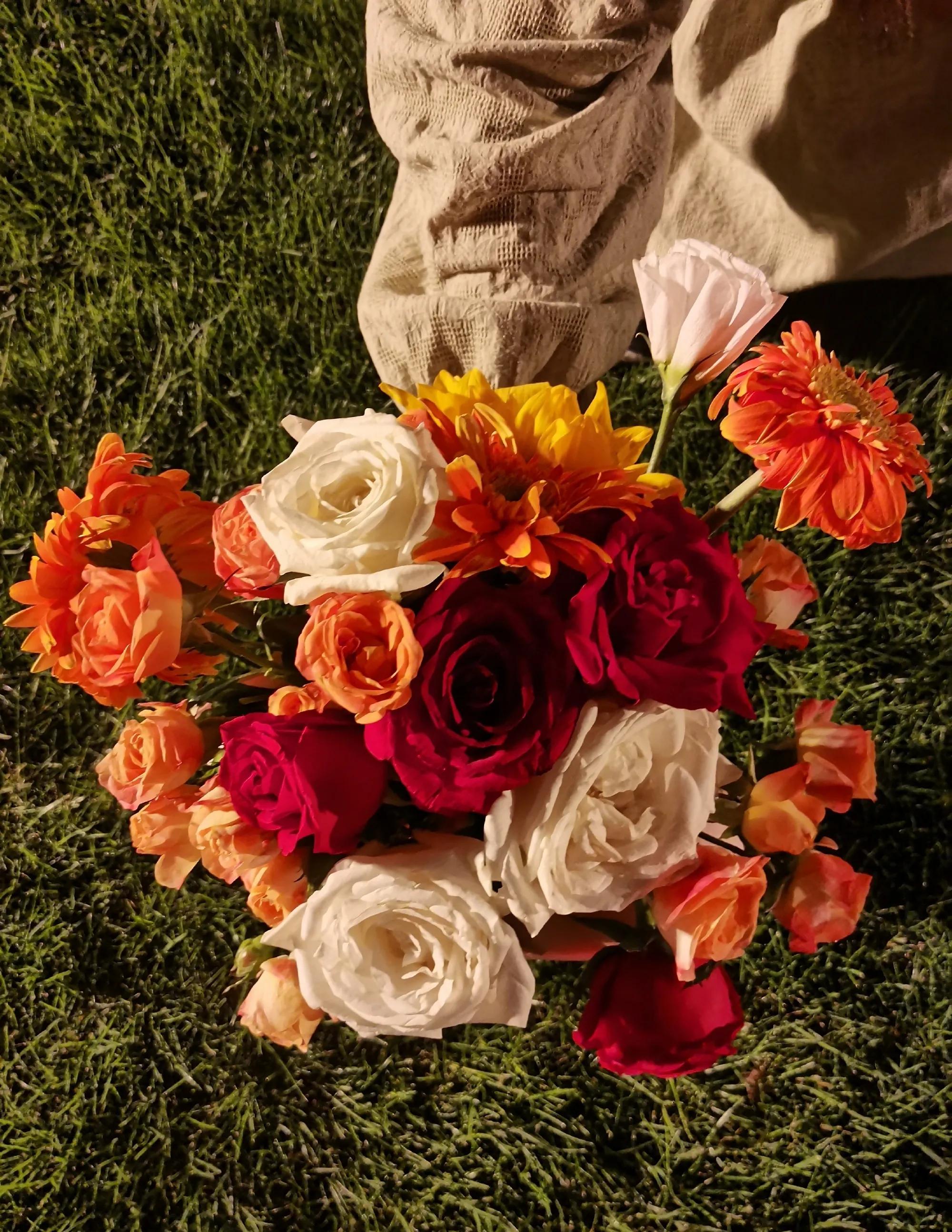 江南无所有 聊赠一枝春 满城花束只为一人来 资讯咖 江南无所有 聊赠一枝春 满城花束只为一人来 资讯咖