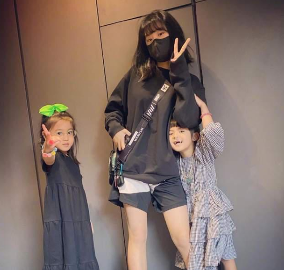 “我要毁了你的生活”，16岁梧桐妹遭网络威胁，妈妈贾静雯已报警