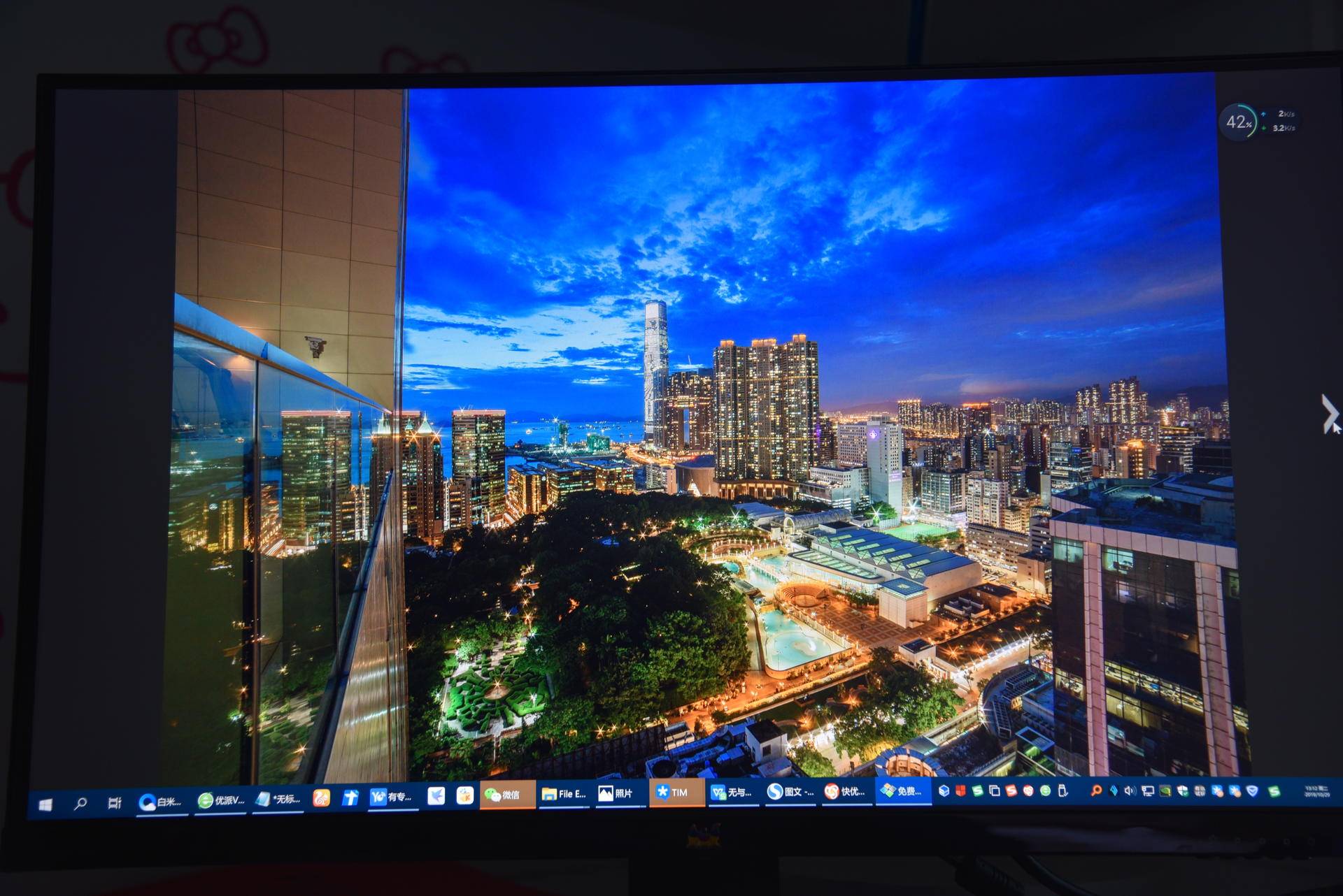 一线品牌4K显示器售价1399元！还是IPS广色域10bit窄边框，香不？