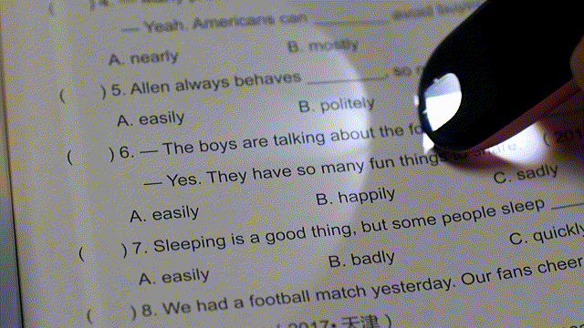 减少孩子关注手机小优同学解忧好帮手