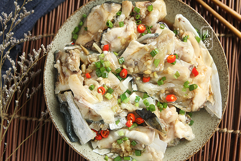 春天就饞這道菜，鮮嫩營養不上火，我家一周吃2次，貴也不能省