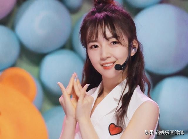 资源真好！官宣演电影，秦牛正威算不算对吴亦凡“复仇”成功了？