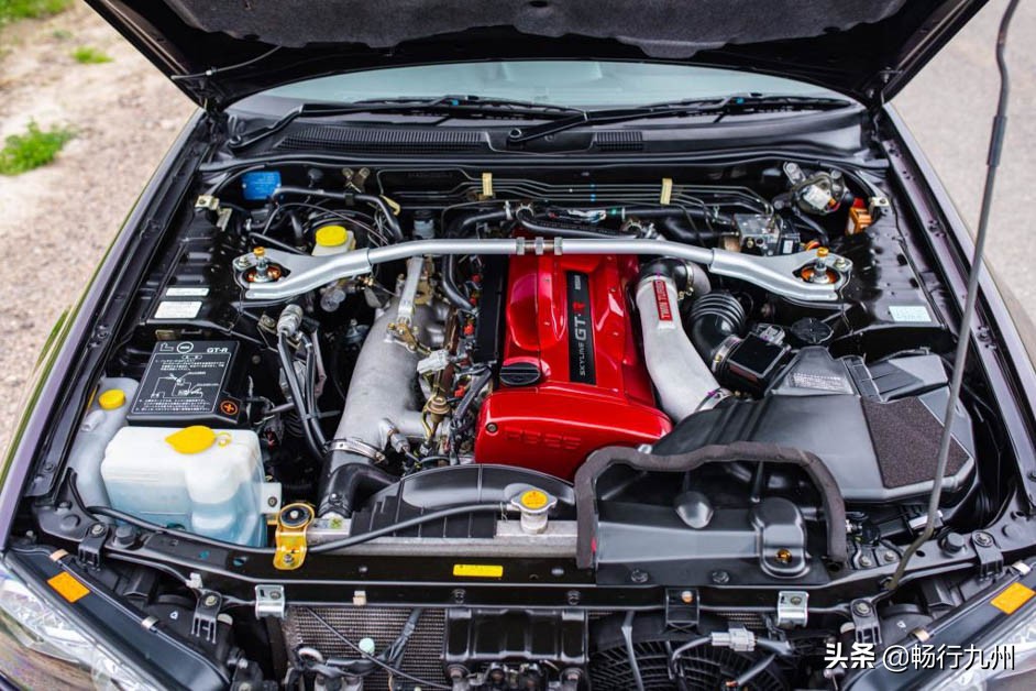 日产skyline Gt R R34 V Spec 午夜紫 特别限量版以315 387 美金售出 资讯咖