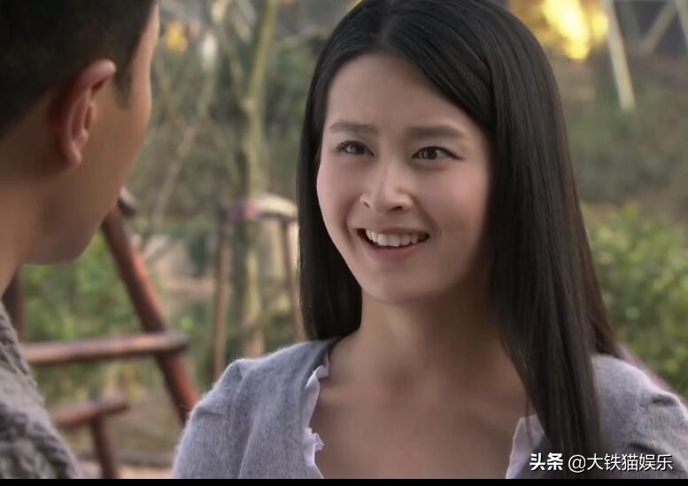 嘴歪也好看的女星，只服这5位，难怪于正说所有美人嘴都是歪的