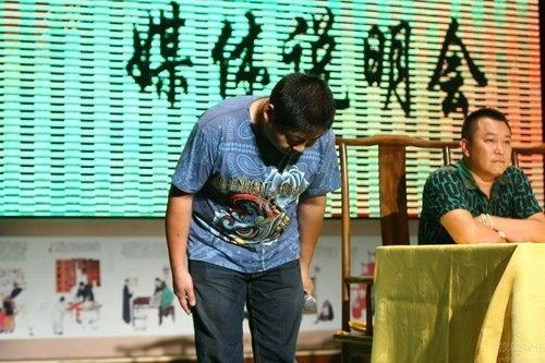 何云伟，就这样改写了他的结局，午夜梦回时是