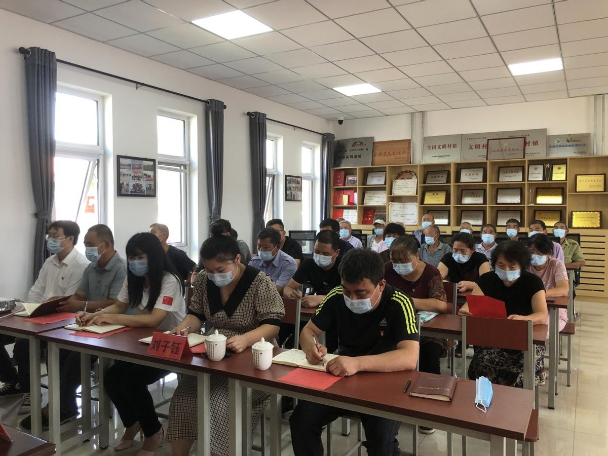 深学悟初心 笃行践使命 学习贯彻“七一”重要讲话精神 |接地气又冒热气！听这样的宣讲，你还能舍得走神？