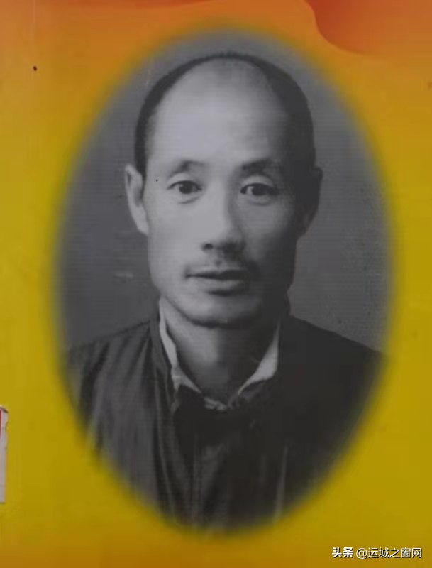 雷震龙:一面永远不倒的旗帜