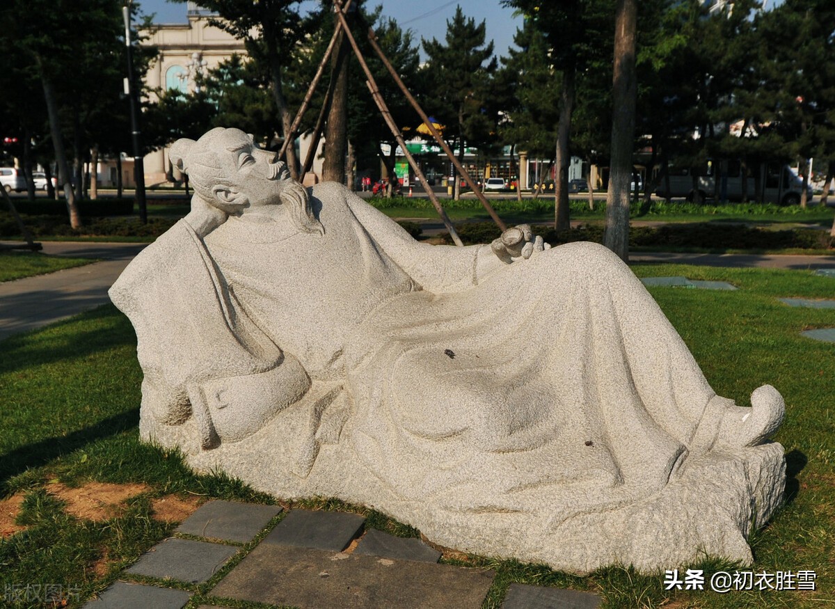 暑月暑诗三首赏读，李白的酷暑，苏东坡的豪雨，杨万里的俏荷花-第3张图片-非凡网