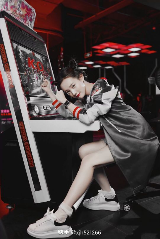 Atlas of Li Yitong sex appeal