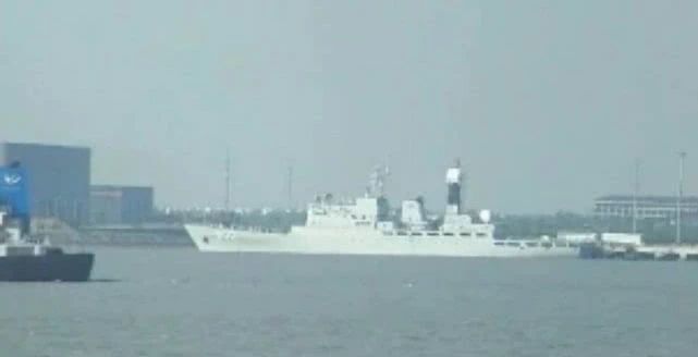 国产双面阵相控阵雷达上舰测试，新一代护卫舰