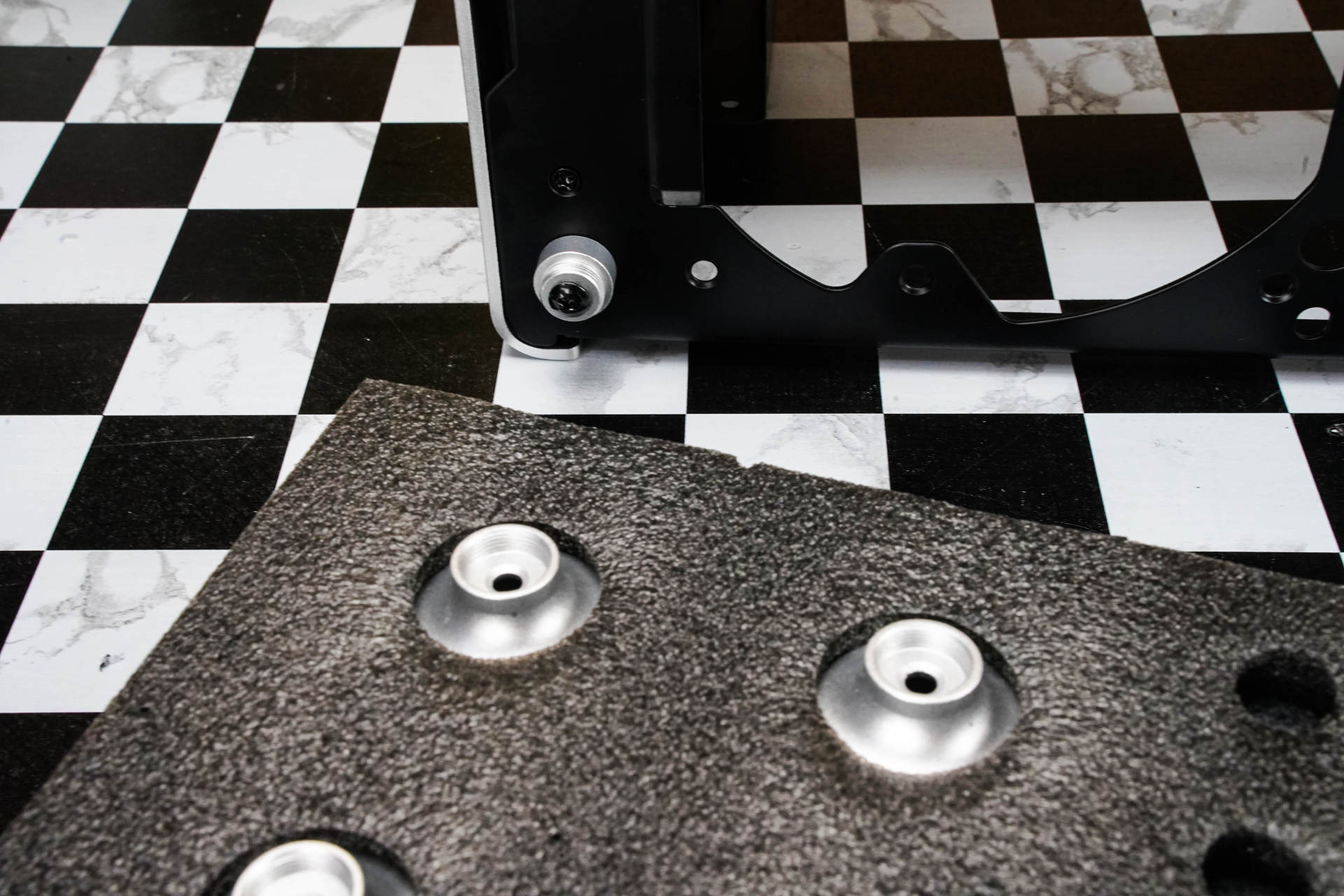 办公电脑也要高颜值，帮闺蜜组装电脑，我自己却爱了