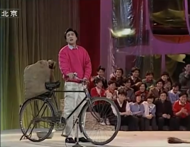 朝鲜电影《卖花姑娘》的故事，金日成编剧，金