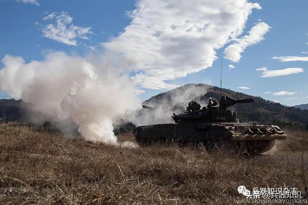 What ammunition does the main battle tank hit? iNEWS