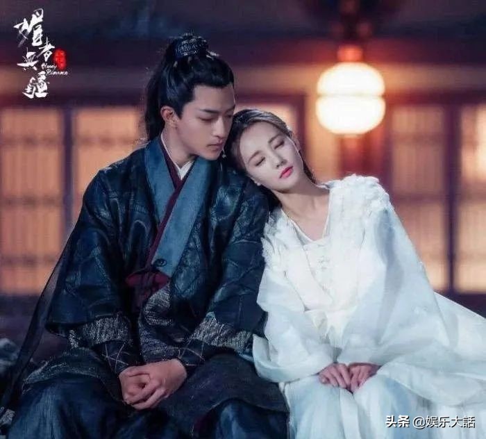 人均一字眉加披發(fā)的影視圈，或許?早就忘記了美人在骨不?在皮吧