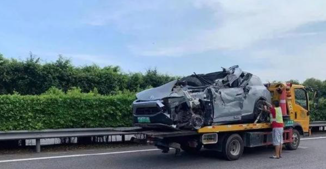 1个月两名车主身亡！事故频发、服务似传销？蔚来汽车，难有未来
