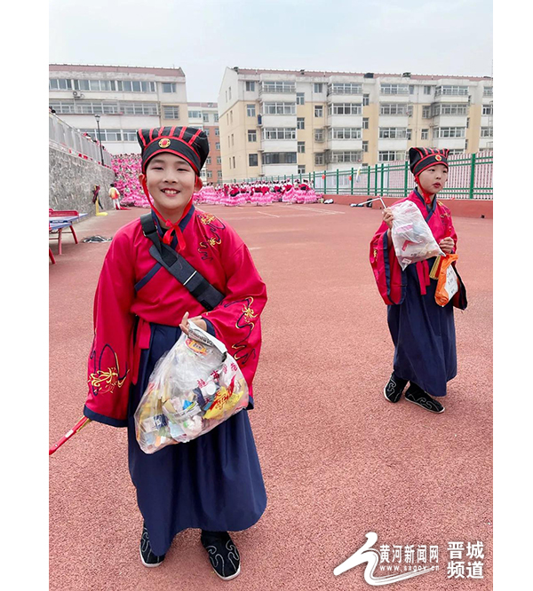 晋城市泽州县凤城小学怎么样?运动会开幕式(图4)