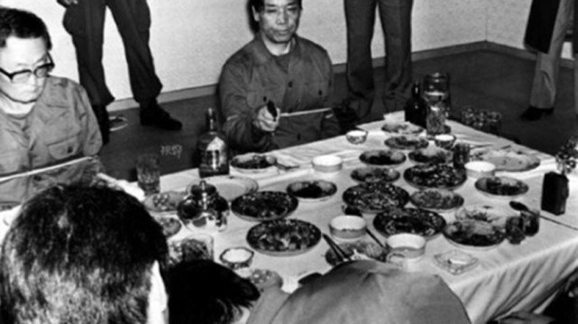 韩国情报部长金载圭是朴正熙一手提拔的，他为何要刺杀朴正熙